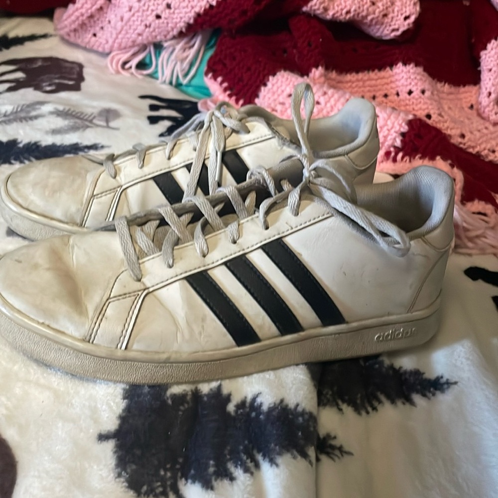 Adidas superstars, size 7, pretty worn and a bit dirty but still in good shape